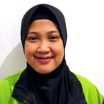 Dessy Meranti (32), seorang wanita pekerja Ojek Online