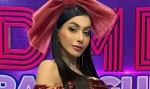 Artis, Denada. (foto: beritasatu.com)