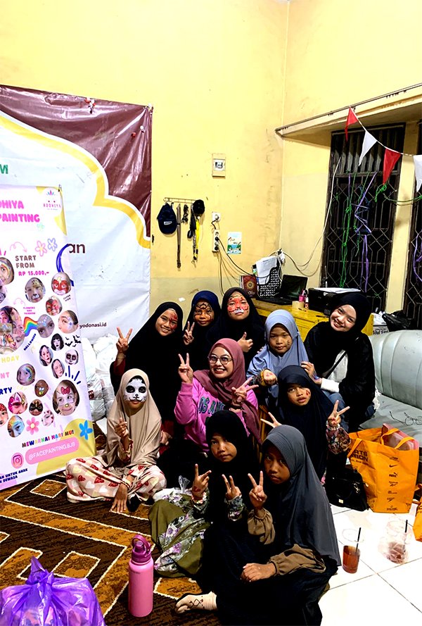 Dhea saat membuat content.